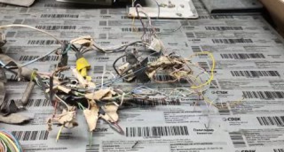 1uz fe vvti celsior ucf21 васины усы)))

Классический  пример васиных усов: скрутки,..