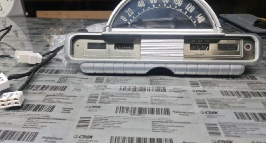 Щиток приборов Газ 21 для свапа своими руками:
Электромеханический..