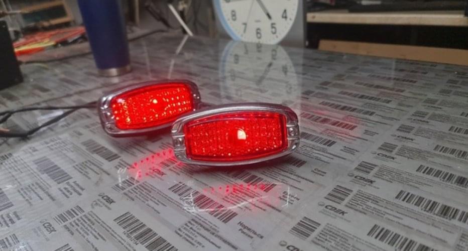 Газ М20 Победа задние фонари. Посмотрим что внутри и сделаем..