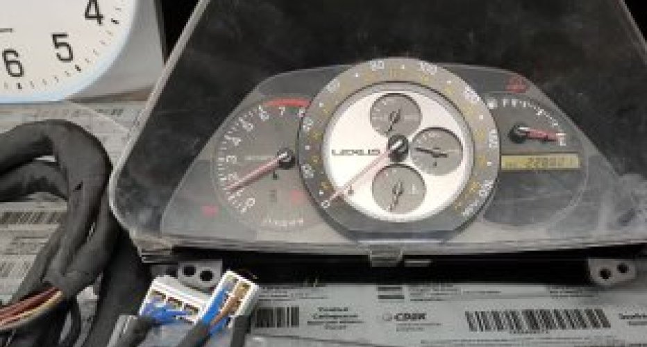 2jz ge vvti 5at Lexus IS 300. Автономная электрика двс Тойота Лексус IS 300 поставил и..