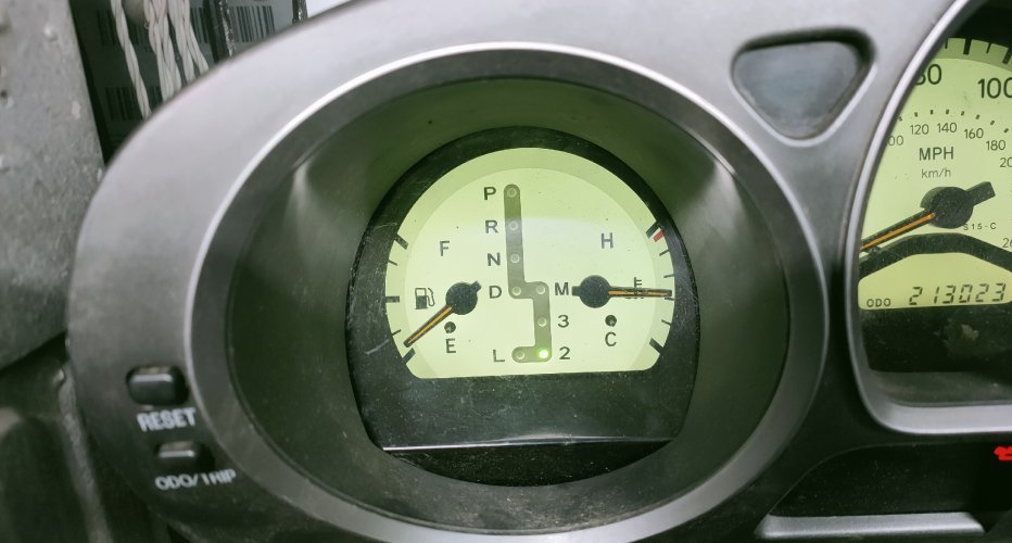 Удивительно, но некоторым непонятно, что такое М. Это 2jz ge vvti 5at Lexus GS 300. M..