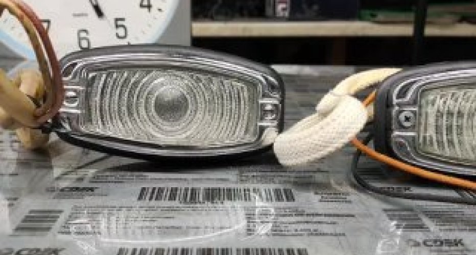 Газ М20 доработка задних фонарей.
Расширяем возможности оптики и..