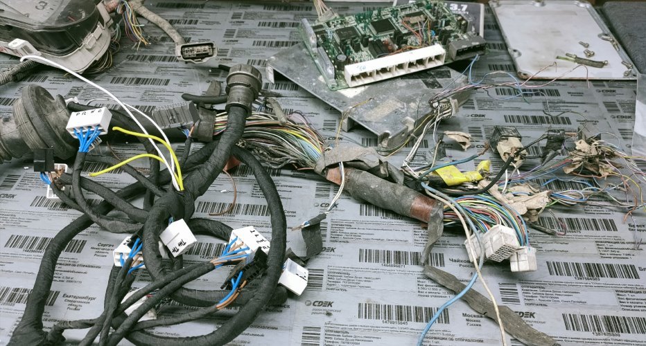 1uz fe vvti celsior ucf21 васины усы)))

Классический  пример васиных усов: скрутки,..