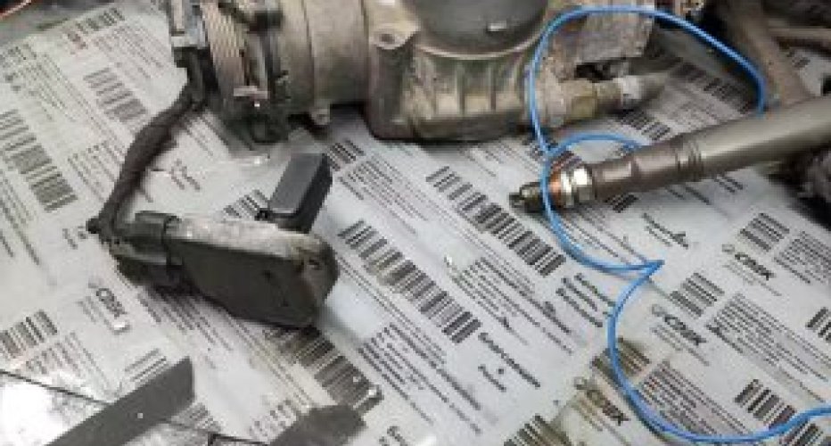 Добавим осенних красок :)
2uz fe LC 100 mt поставил и завел.

#2uz #2uzfe #lc100 #orioncars..