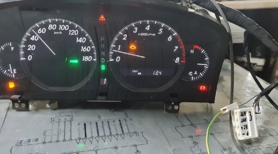 3uz fe 6at Crown поставил и поехал. Повер, сноу, кондей, круиз, скорость 255, типтроник.