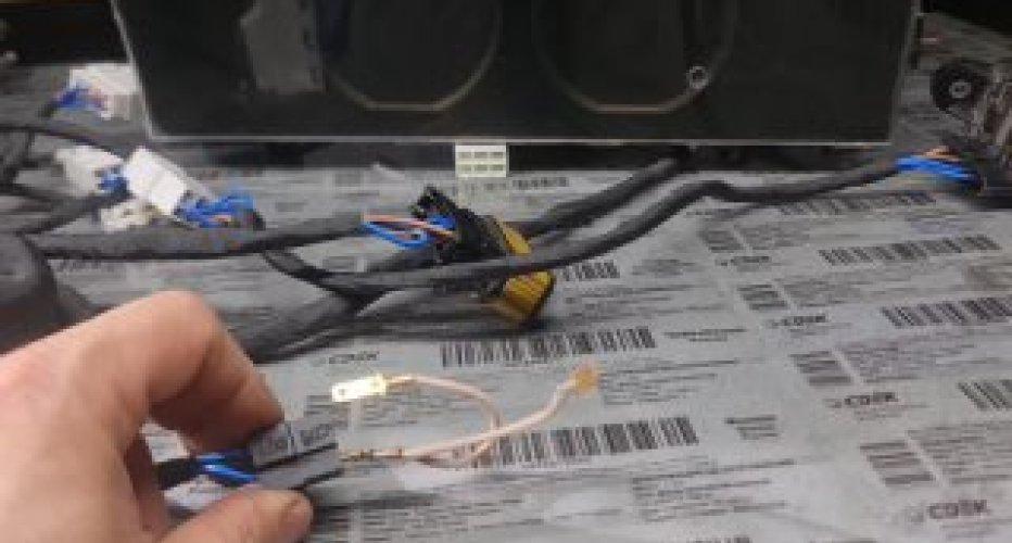 3uz fe 6at Crown Uzs 187 свап JEEP. 
Соберем автономную электрику 3UZ.. 10258