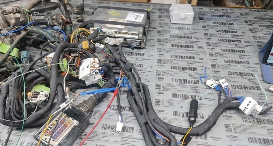 1uz fe vvti + 2uz fe efi + АКПП А750 F.
Соберём проводку для мотора 1uz fe vvti с..