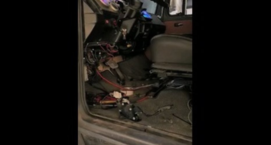 1gz fe vvti - японский V12 Toyota 5.0. 

Свап такого двс - это уже не работа, а..