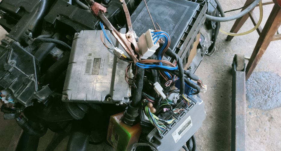 1ur fse 8at двс поставил и поехал.
Автономный двс для свапа своими руками с..