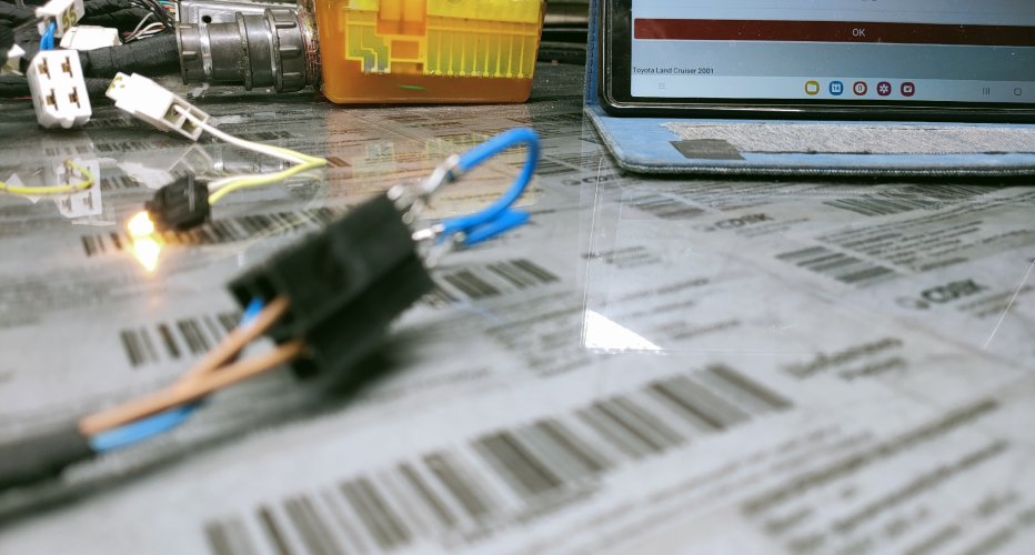 Добавим осенних красок :)
2uz fe LC 100 mt поставил и завел.

#2uz #2uzfe #lc100 #orioncars..