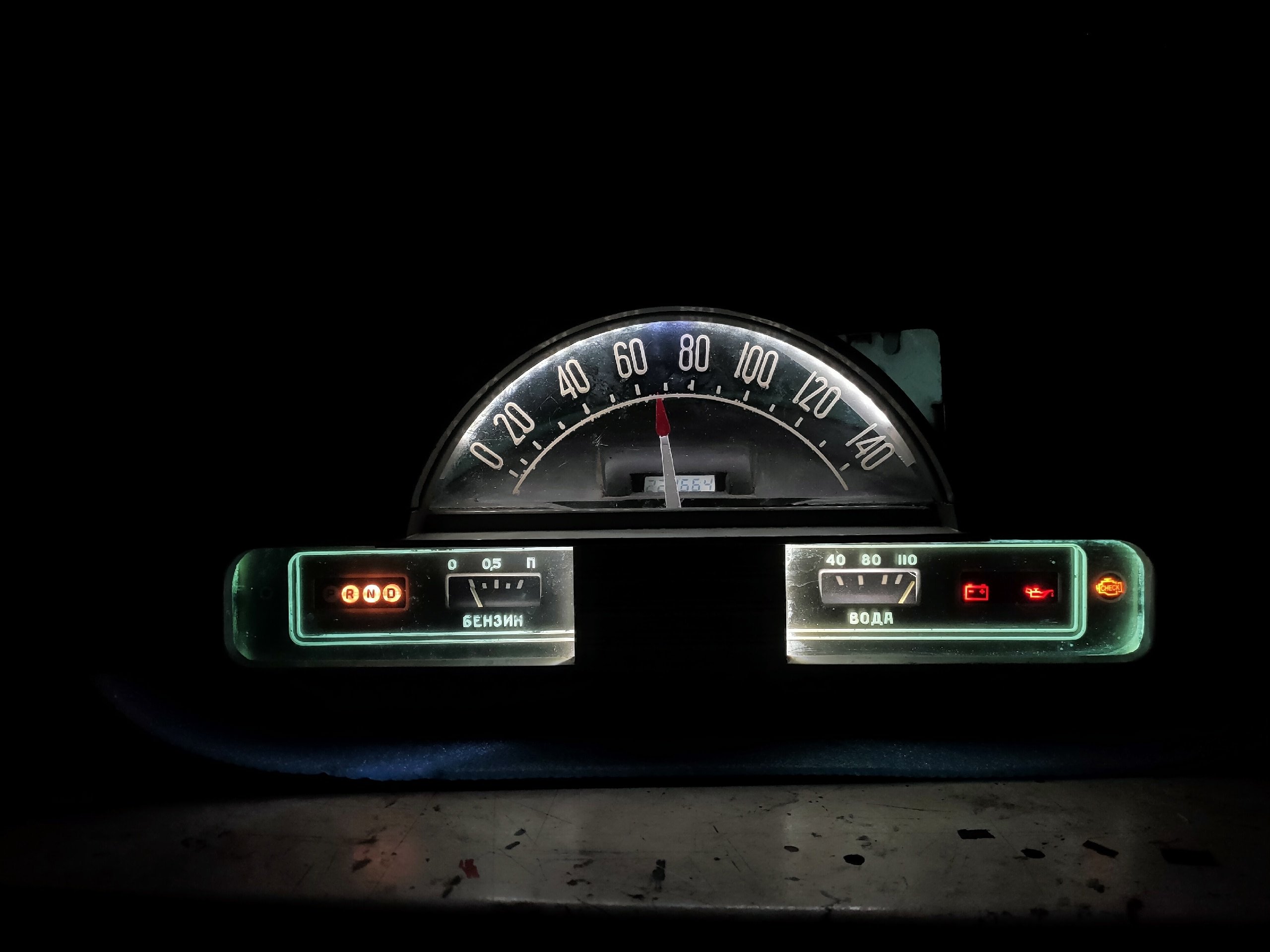 Универсальная панель приборов Газ 21. В чем ее универсальность?) 

Электромехани