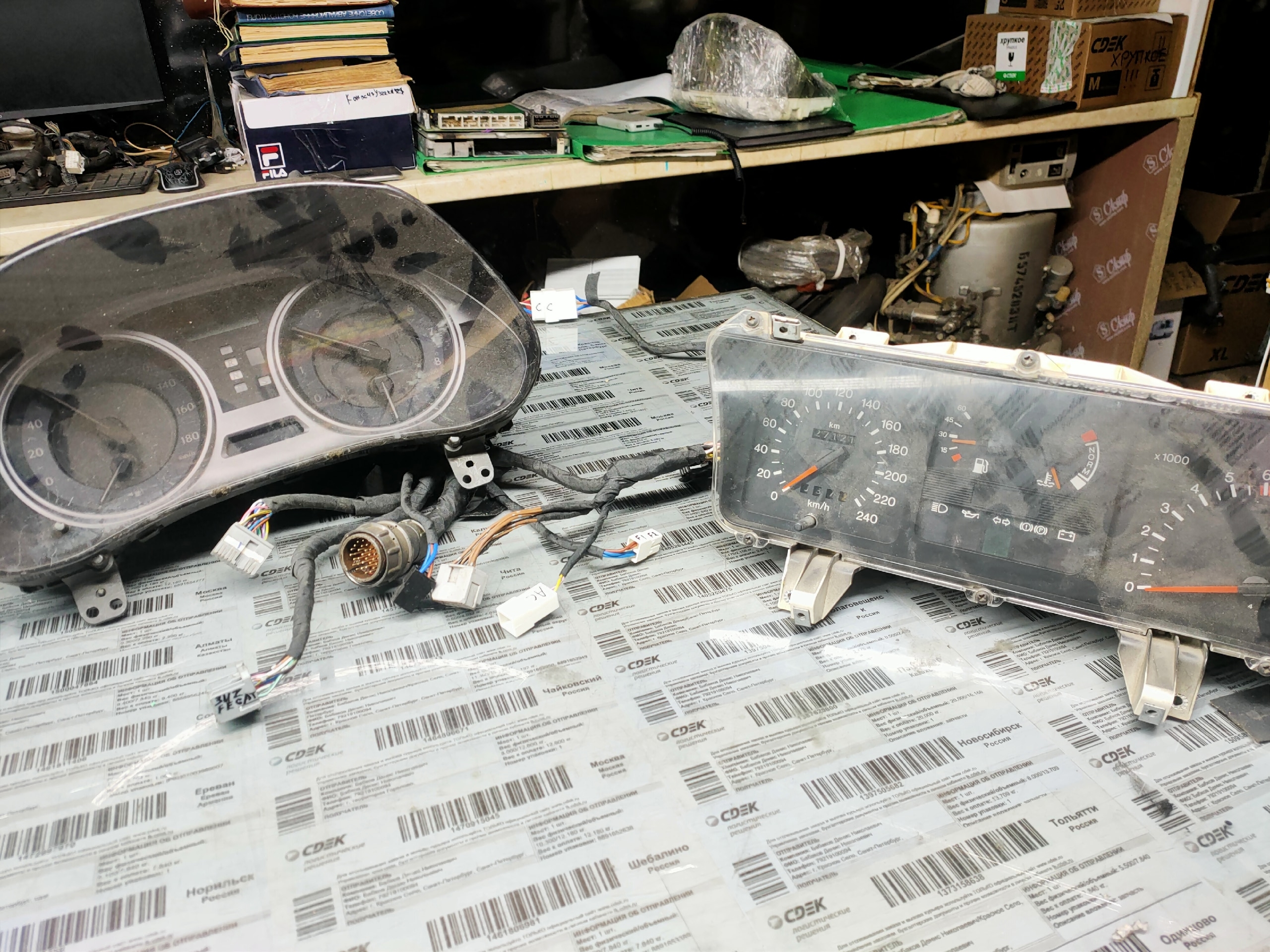 3uz fe 6at Toyota Crown 2 wd свап Форд Сиера. 

Родная панель Форда не очень отв