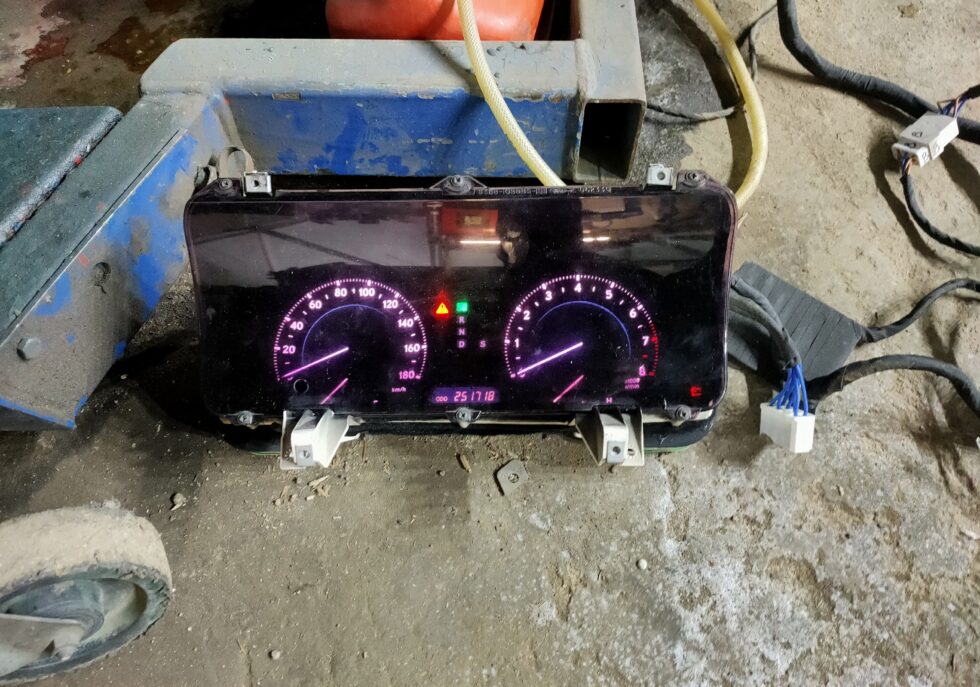 Как говорится: лучше один раз увидеть, чем сто раз услышать :)

Поговорим с мото