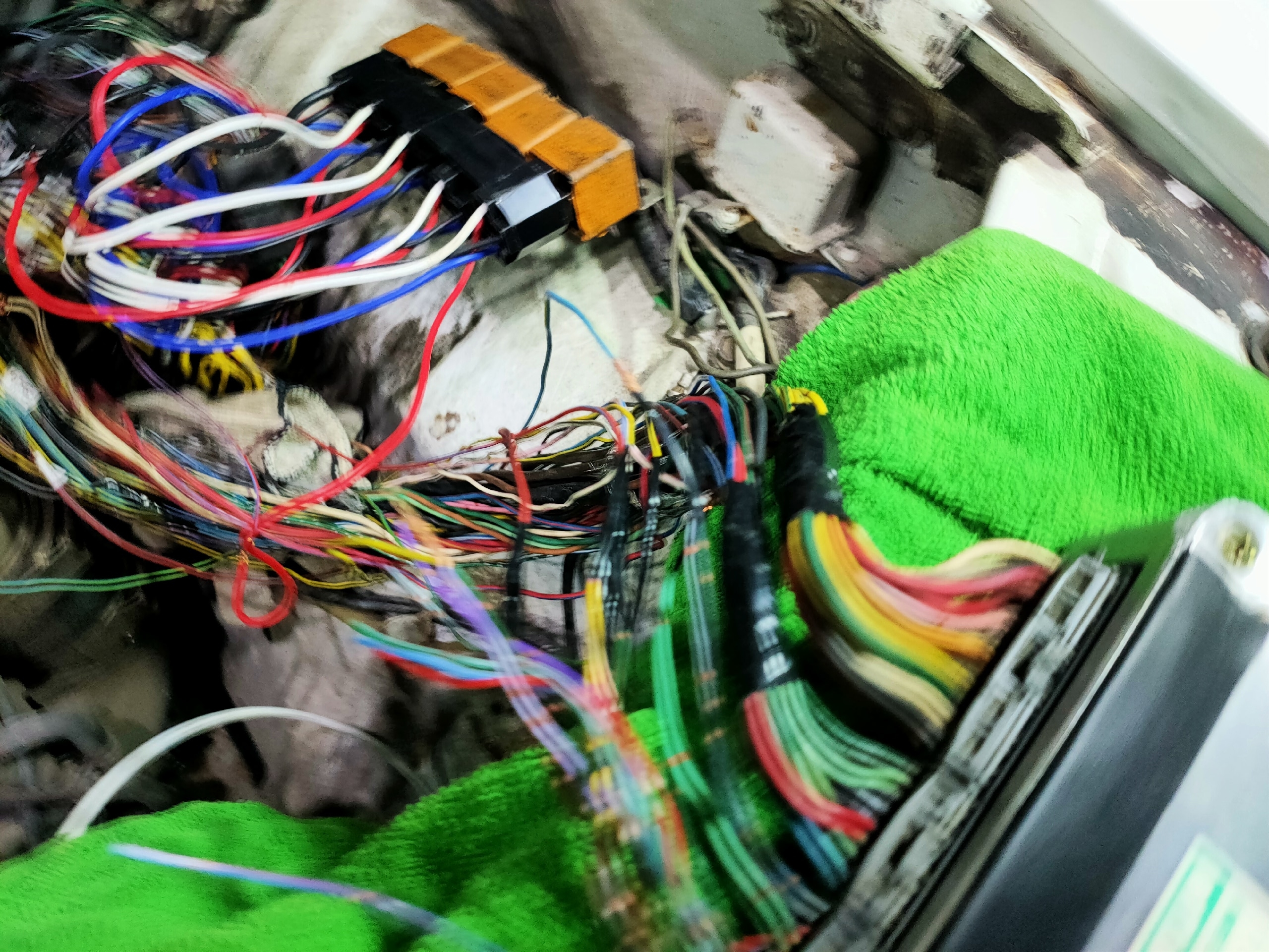 Скрутки. Скрутки, скрутки ) 
Завести завели - а дальше все. 

1g gz. Это не Gz.