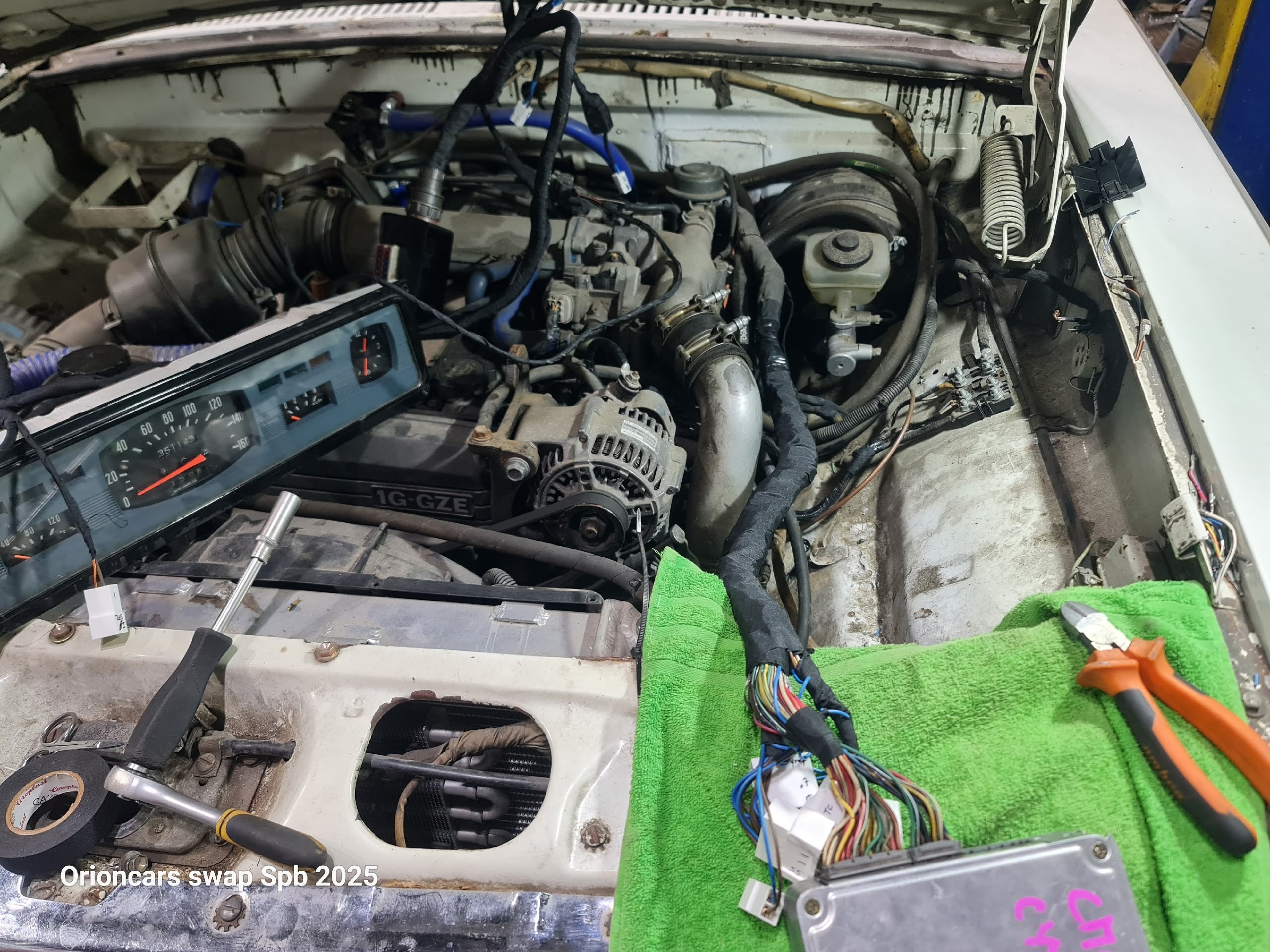 Завершили ремонт косы двс 1 G GZE: изгнали васины усы, собрали салонную чачть. Д